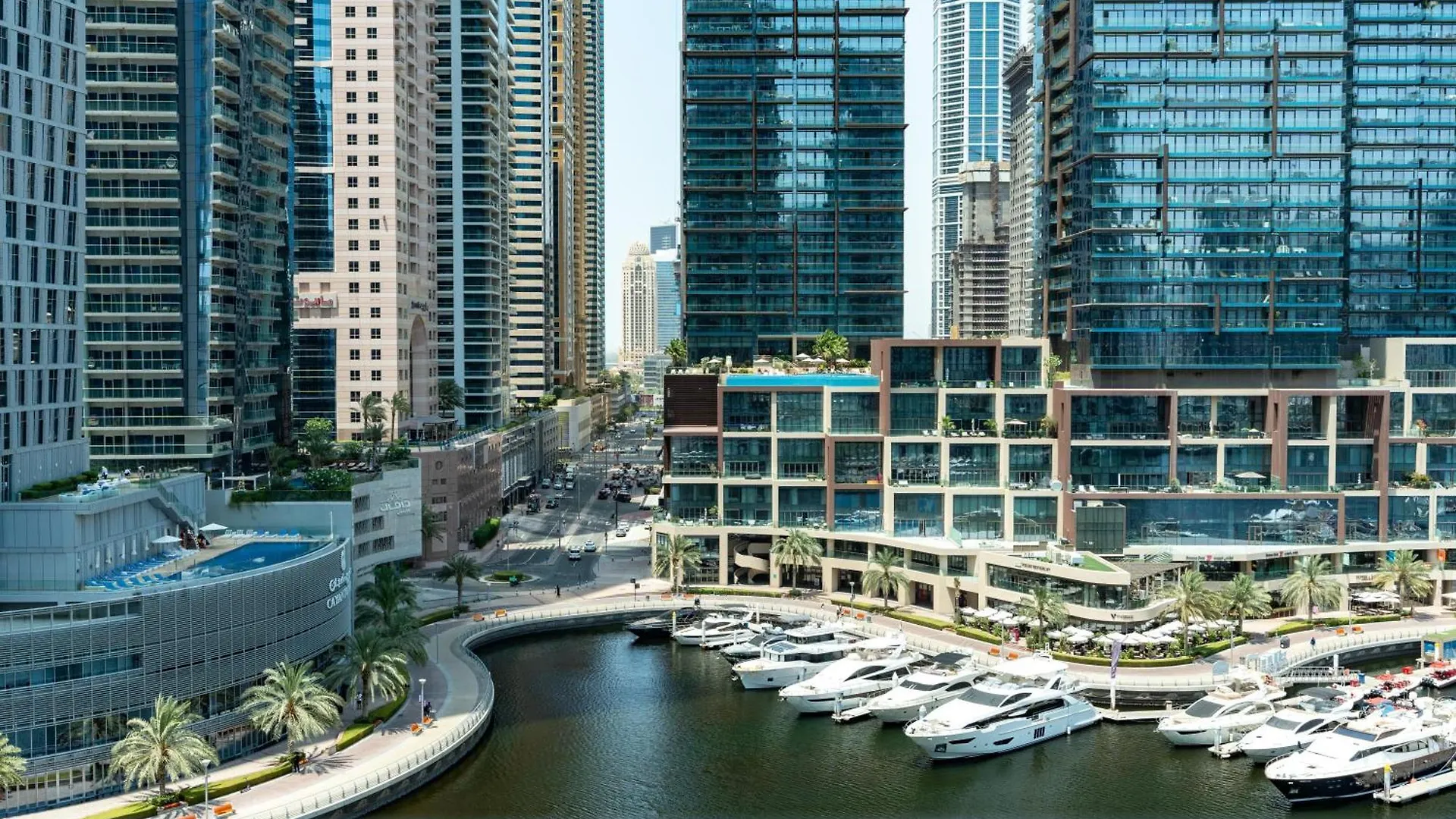 Vacay Lettings - Marina View - Iris Blue Dubai Marina Apartment