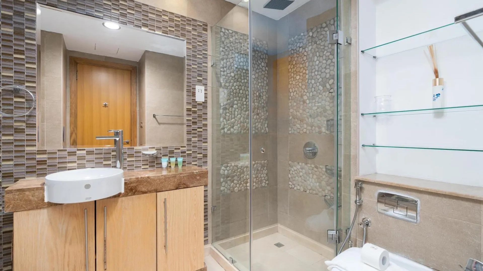 Vacay Lettings - Marina View - Iris Blue Dubai Marina Apartment United Arab Emirates