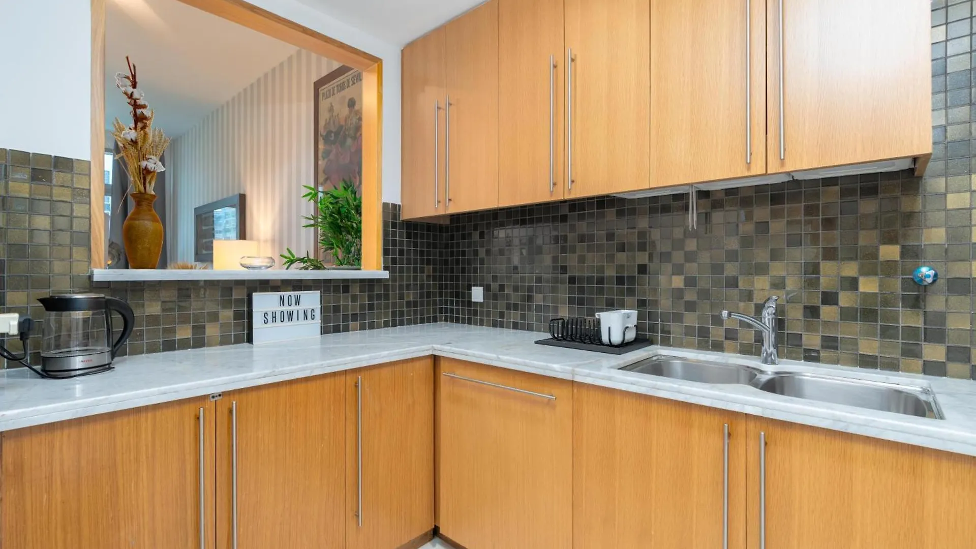Vacay Lettings - Marina View - Iris Blue Dubai Marina Apartment United Arab Emirates
