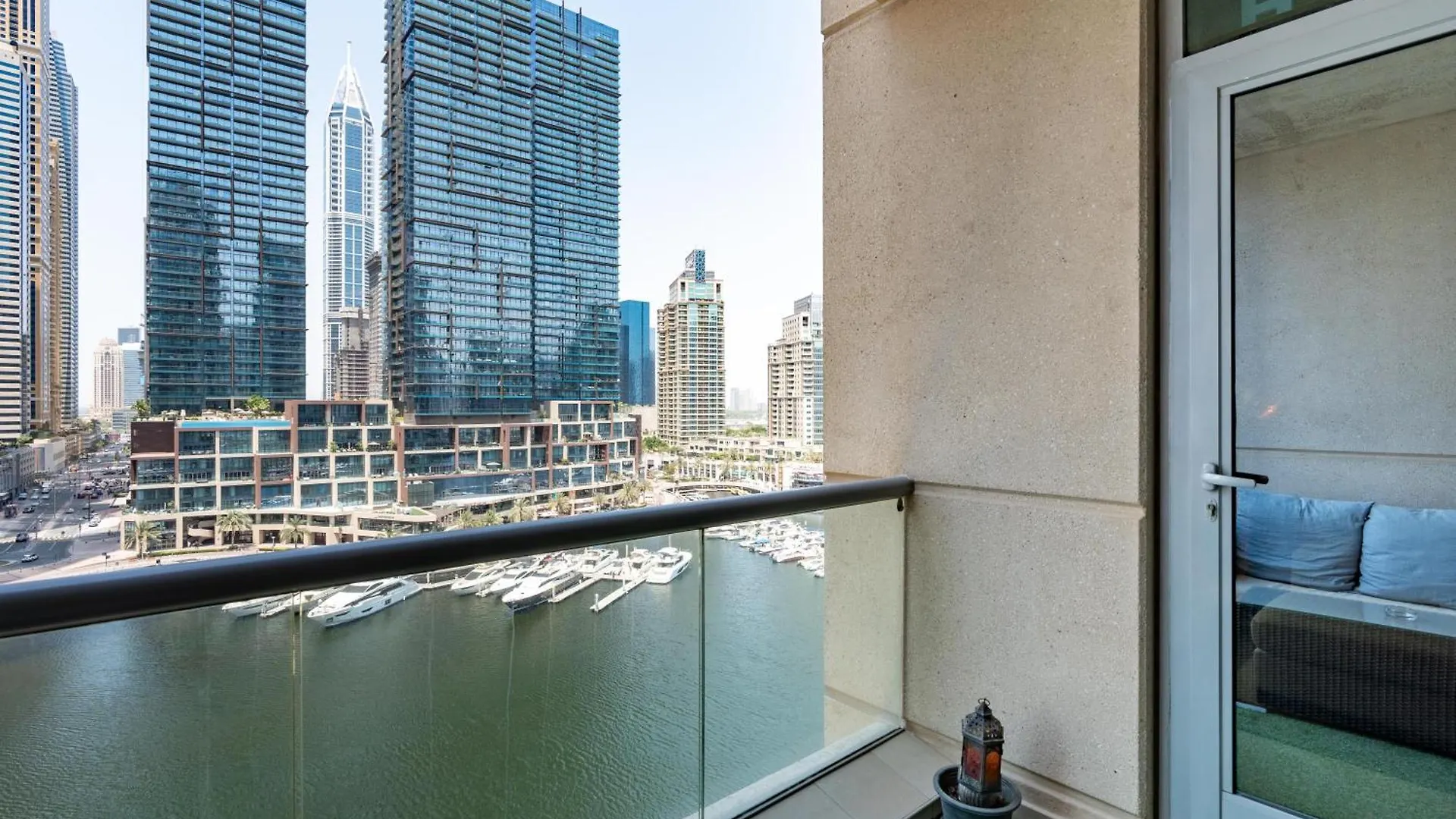 Vacay Lettings - Marina View - Iris Blue Dubai Marina Apartment