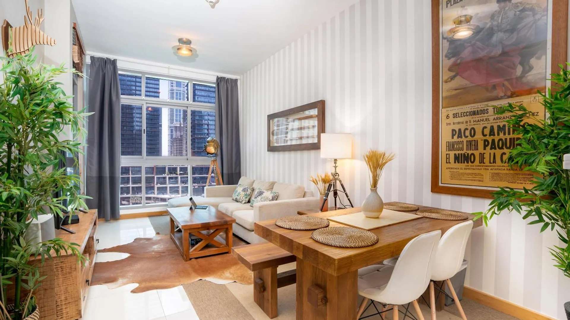 Vacay Lettings - Marina View - Iris Blue Dubai Marina Apartment