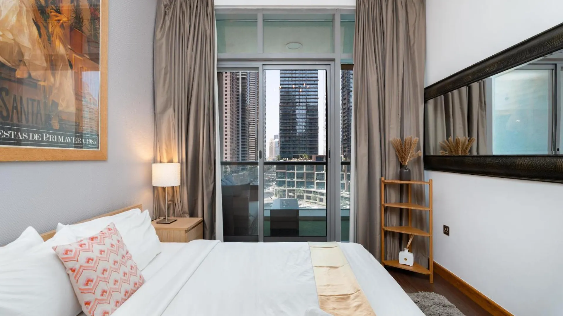 Vacay Lettings - Marina View - Iris Blue Dubai Marina Διαμέρισμα 0*,  Ηνωμένα Αραβικά Εμιράτα