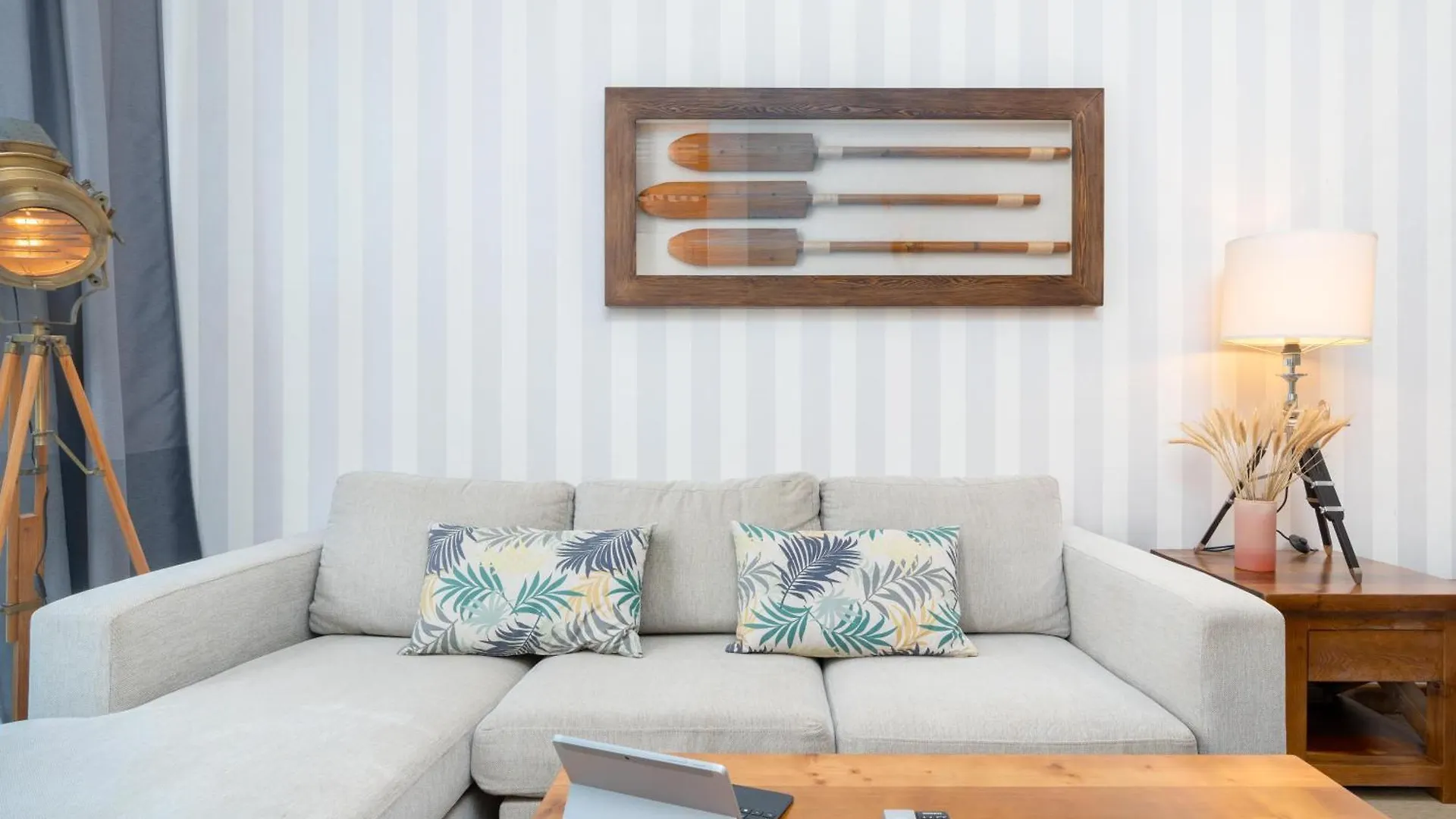 Vacay Lettings - Marina View - Iris Blue Dubai Marina Apartment